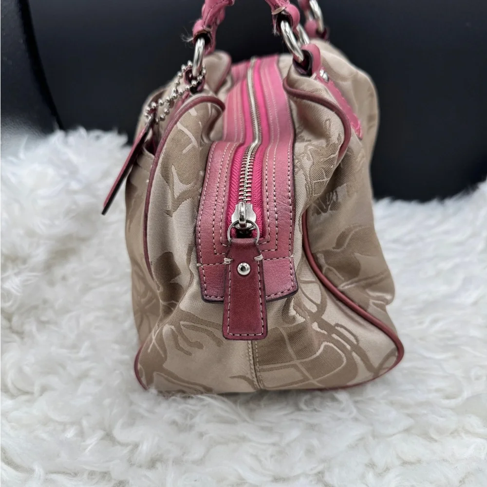 Coach Cream and Pink Satchel with Textured Pattern
Purse - Picture 4 of 9